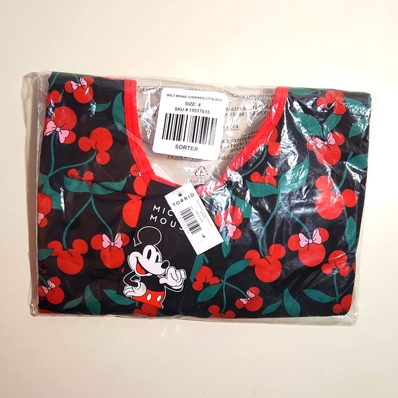 ❤️NWT VINTAGE TORRID BRA DISNEY MICKEY MOUSE BRALETTE CHERRIES PRINT - WIRELESS - Picture 9 of 12